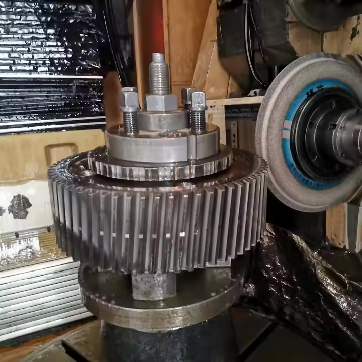 Kiểm tra độ cứng bánh răng thép sau khi tôi cao tần