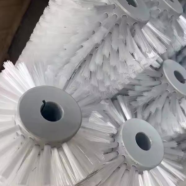 Gia Công Chổi Cước Chất Lượng Tại TP.HCM - Xưởng MORI